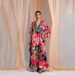 Flared Sleeve Kaftan with Threadwork-Pink
